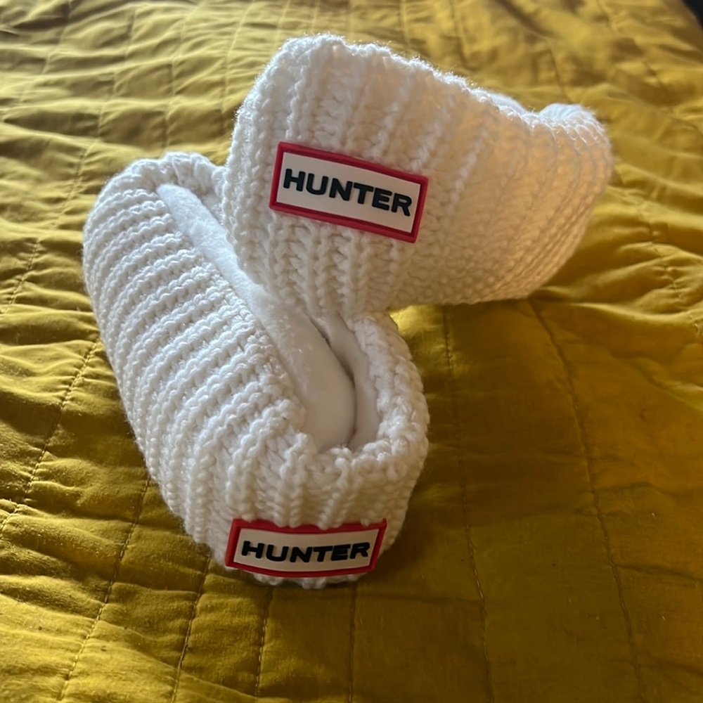 HUNTER TALL SOCKS **never worn or unrolled**